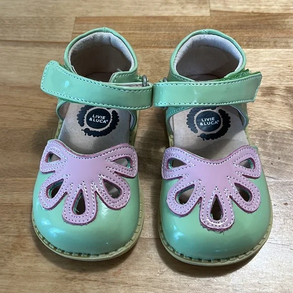 Livie & Luca Petunia Green Classic Patent Leather Shoes Sandals - Picture 2 of 8